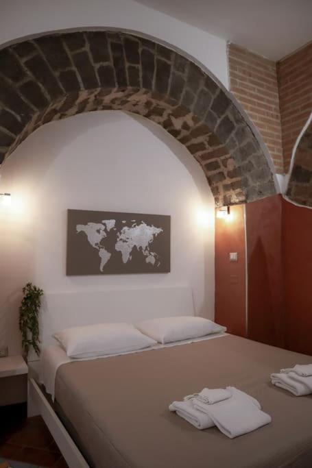 Icon Living * Salerno
